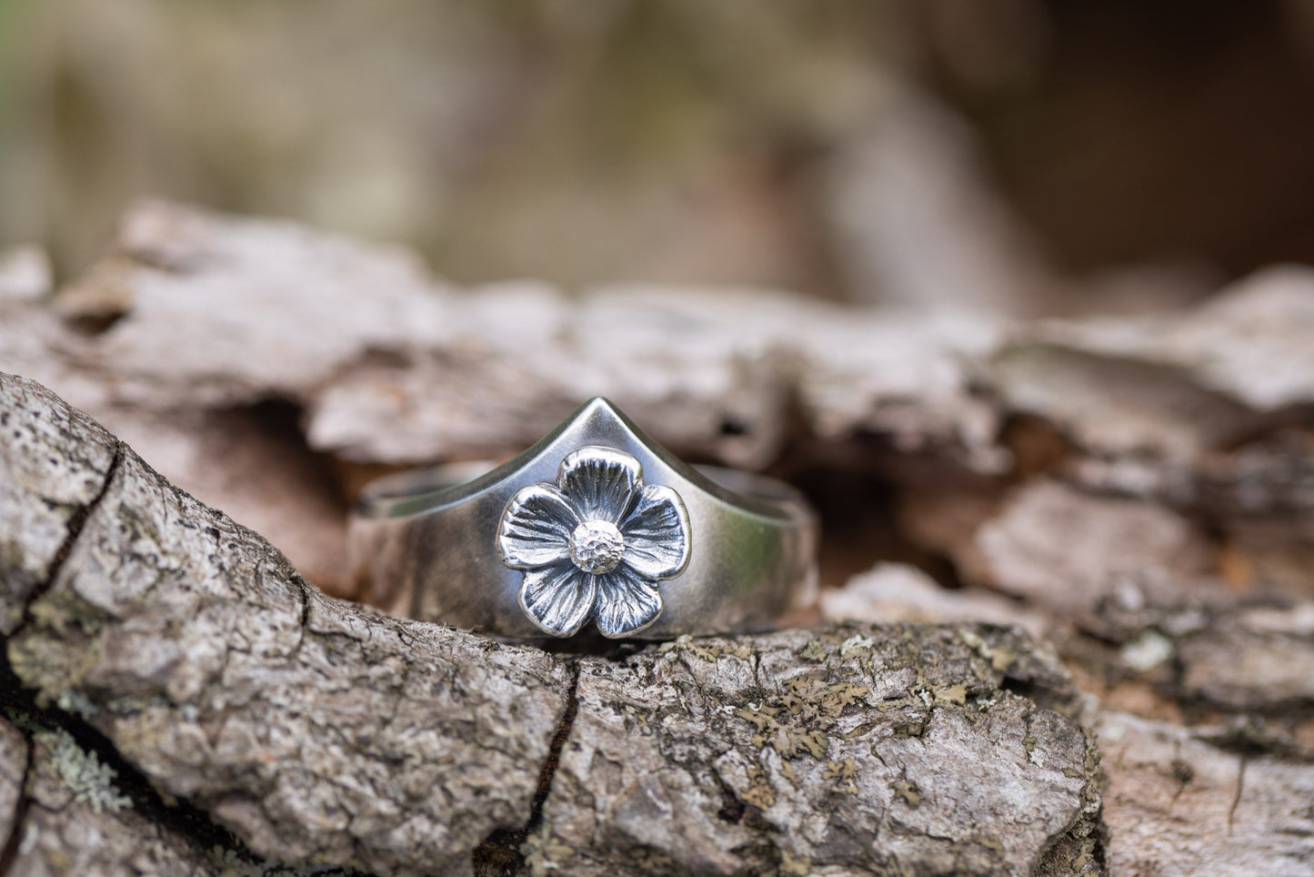 Amulet Buttercup Ring